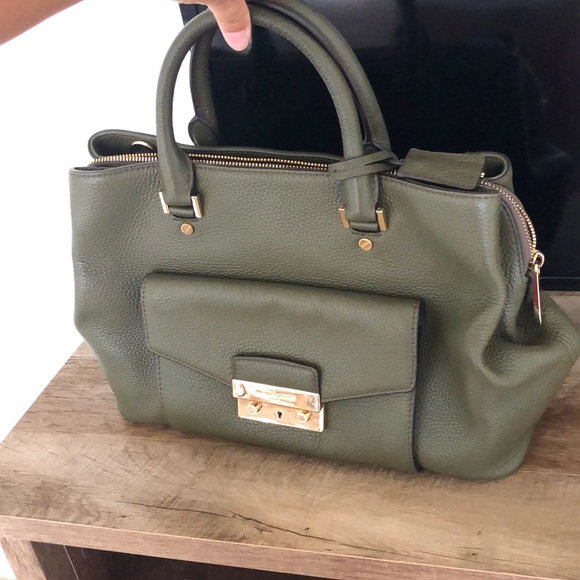 Michael Kors handbag - Picture 6 of 7